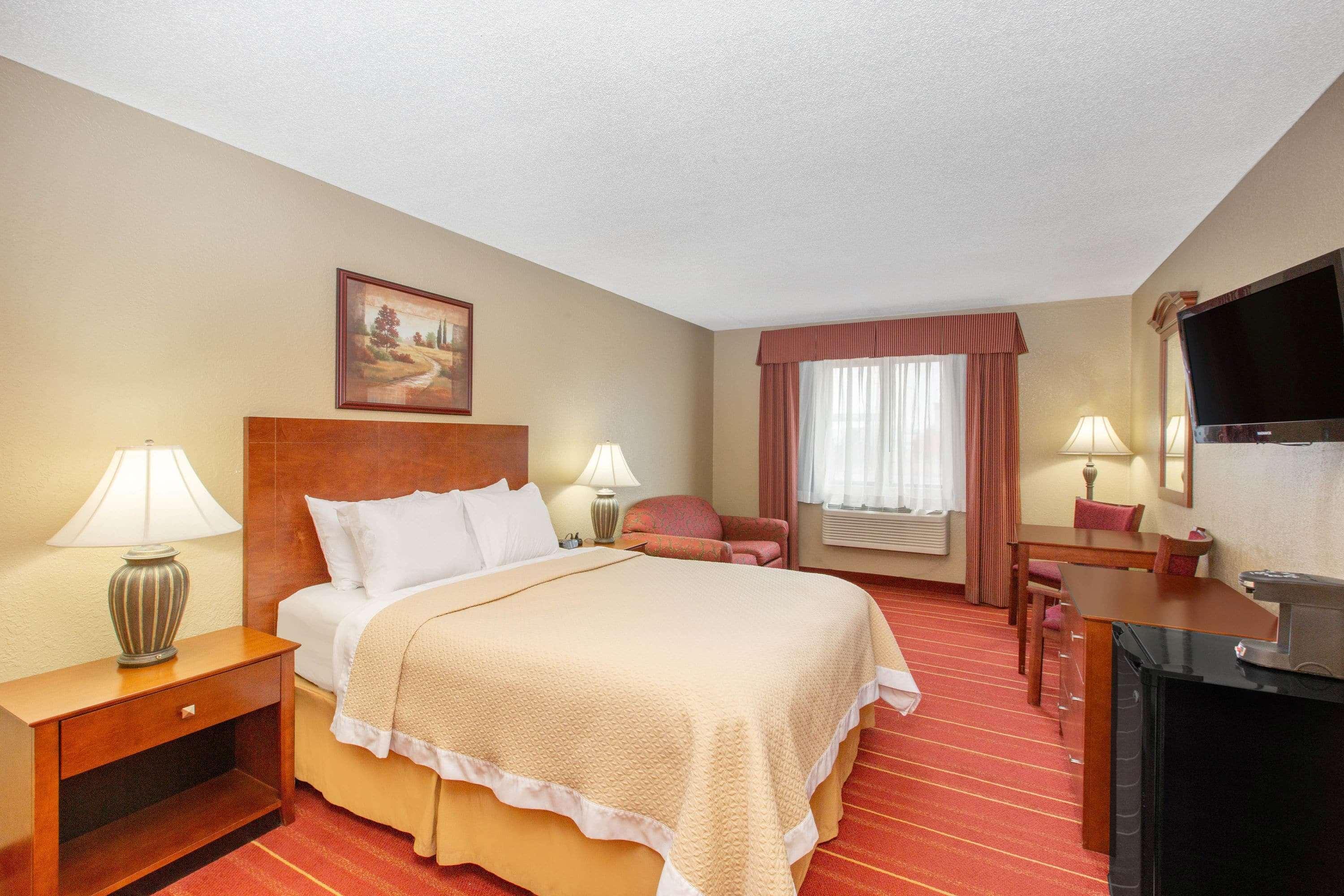 Days Inn By Wyndham Salina I-70 Exteriér fotografie