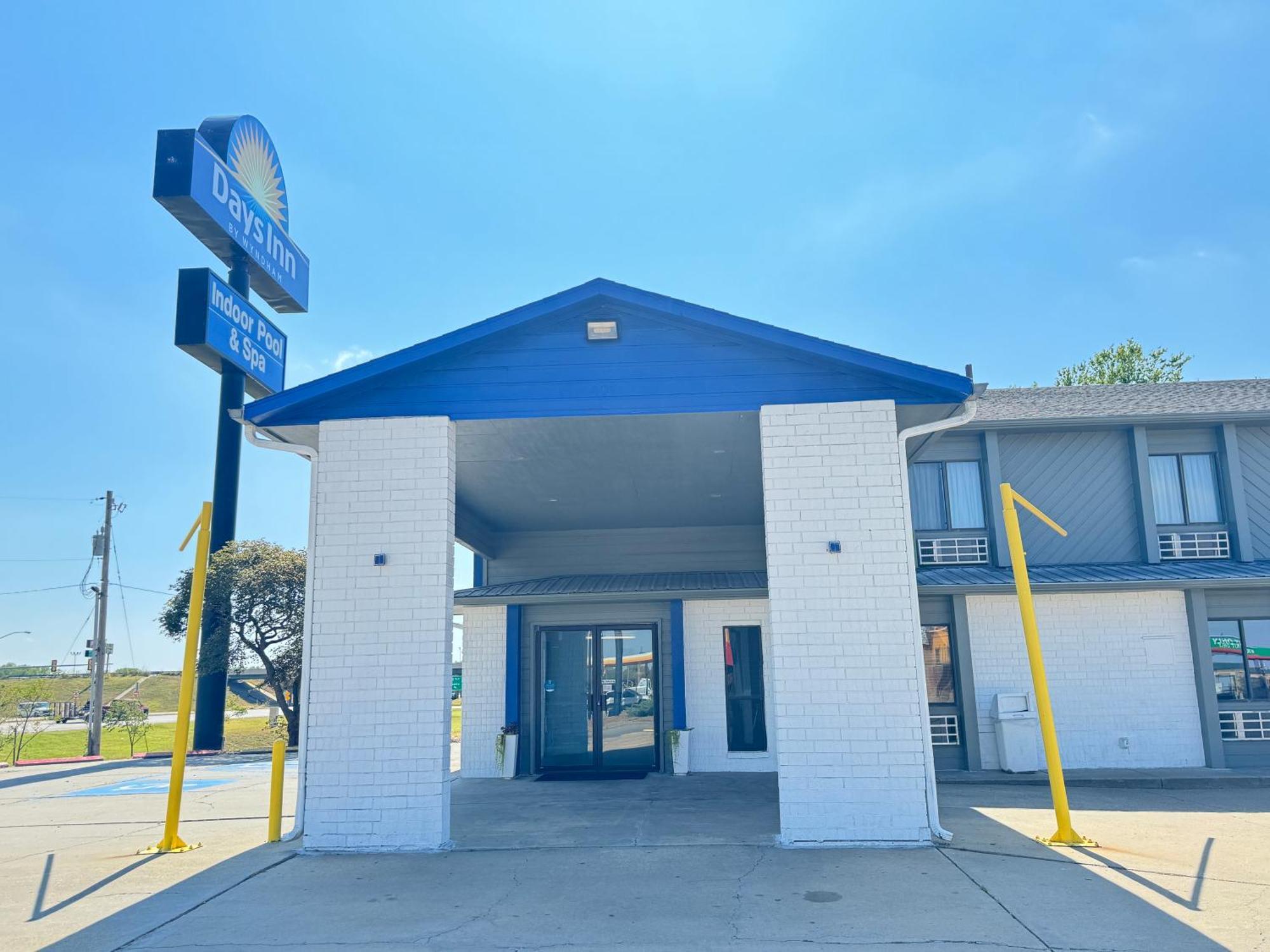 Days Inn By Wyndham Salina I-70 Exteriér fotografie